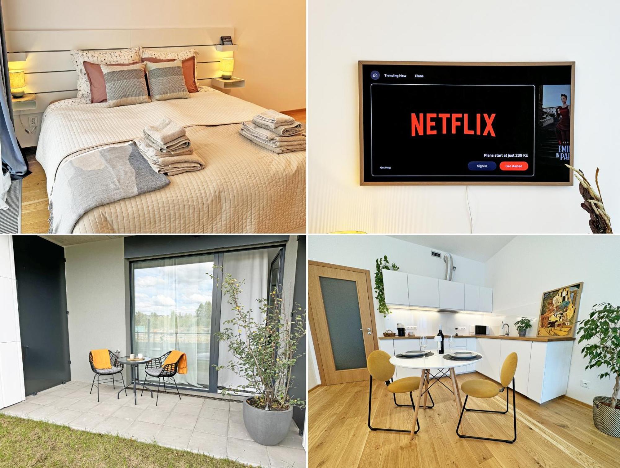 New Studio, King Bed, Free Parking, Terrace Praha Exteriér fotografie